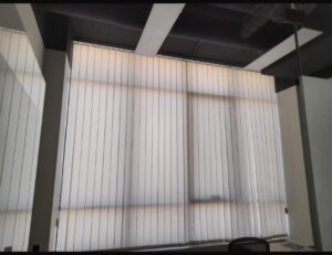 ستائر شرائح مكتبية “مودرن”