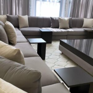 مجلس متصل بتصميم ظهر شرائح