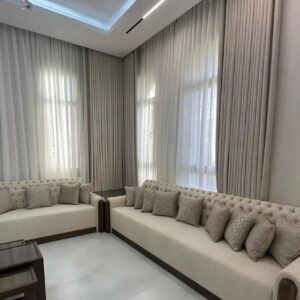 أريكة نيو كلاسيك مخملية